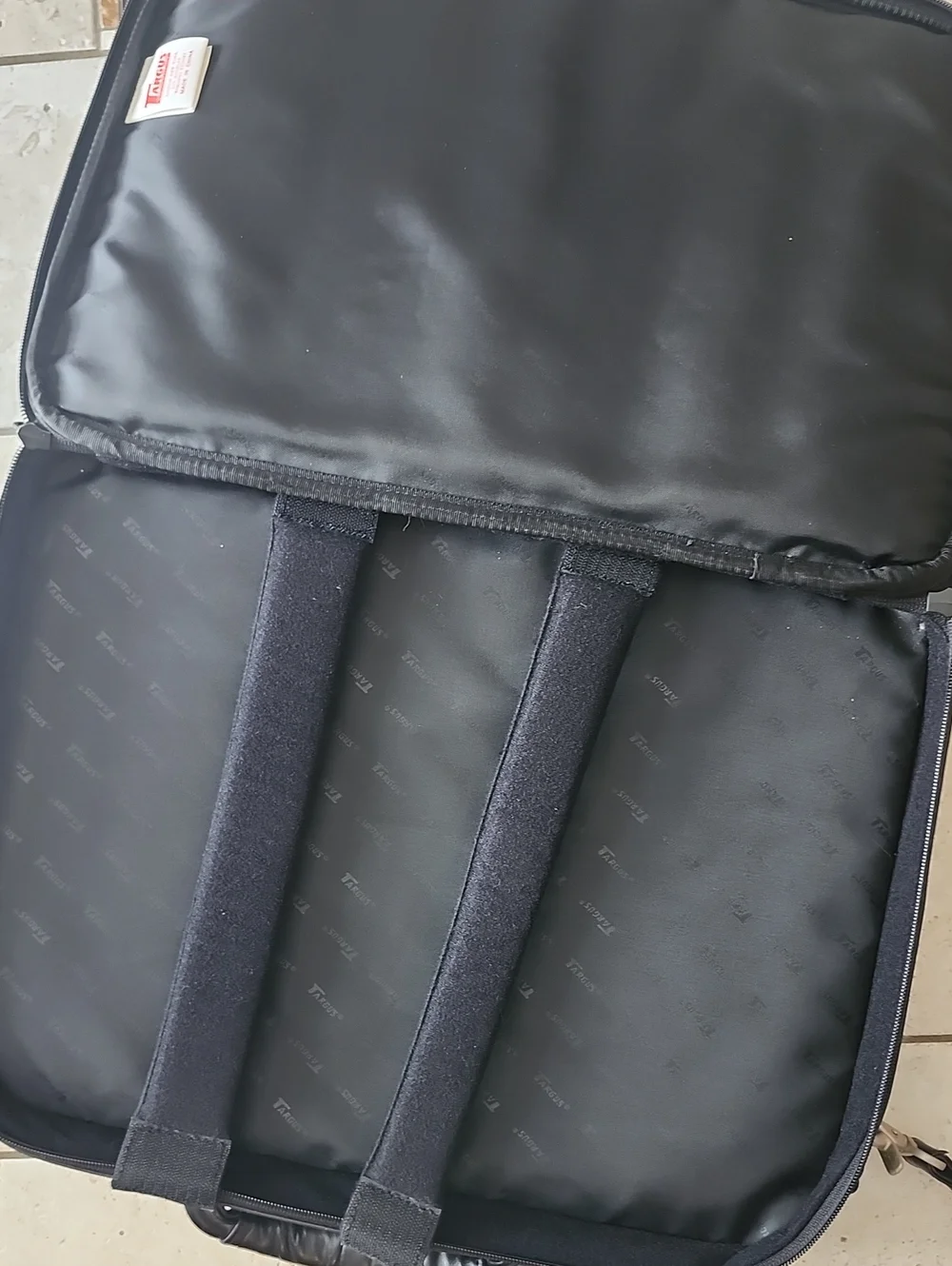 Targus Black Leather Briefcase/Tote with Red Accent Stitching